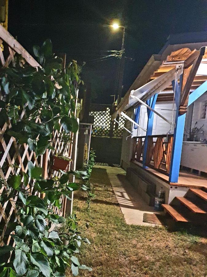 Deux Chambres Et Deux Salles De Bain Dans La Maison De Michelle L'Amirade Grande Anse  Exteriör bild